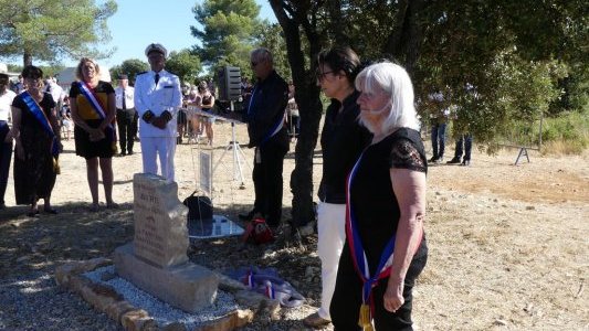 Une stèle érigée en mémoire de Jean-Mathieu Michel