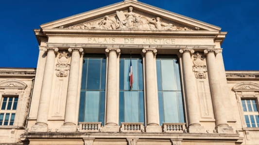 Violences contre des agents de collecte à Nice : un automobiliste renvoyé devant le tribunal correctionnel