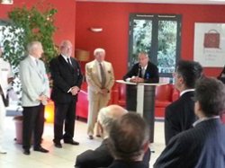 Grasse : Remise de l'Insigne de Chevalier de l'Ordre National du Mérite au Bâtonnier Michel Roux