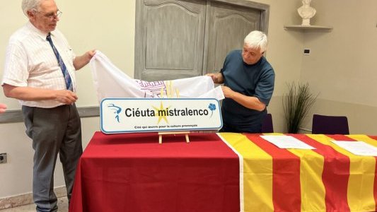 Brignoles, officiellement ciéuta mistralenco