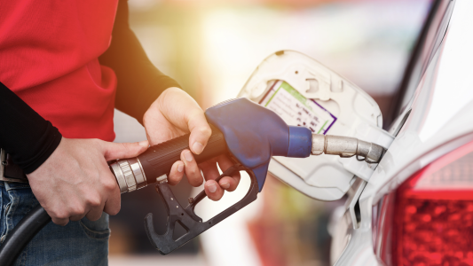 Frais de carburant : le barème 2023 applicable pour la déclaration de revenus 2024 est paru