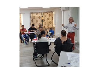 Grasse : retrouver un emploi avec gourmandise !