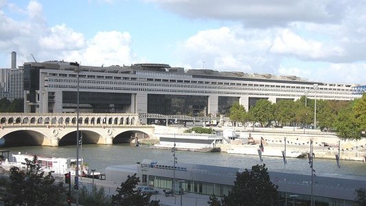 3 536 milliards de dette et un incertain avenir sur la souveraineté de la France