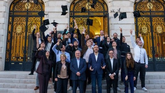 42 Nice accompagne la formation de profils clés face aux nouveaux défis de l'IA