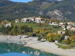 CASTILLON : accessibilité du local bar-restaurant
