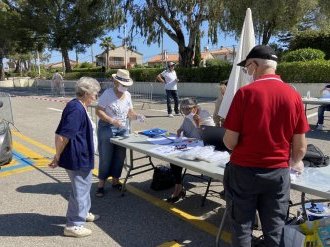 La Poste distribue des masques aux personnes en situation fragile
