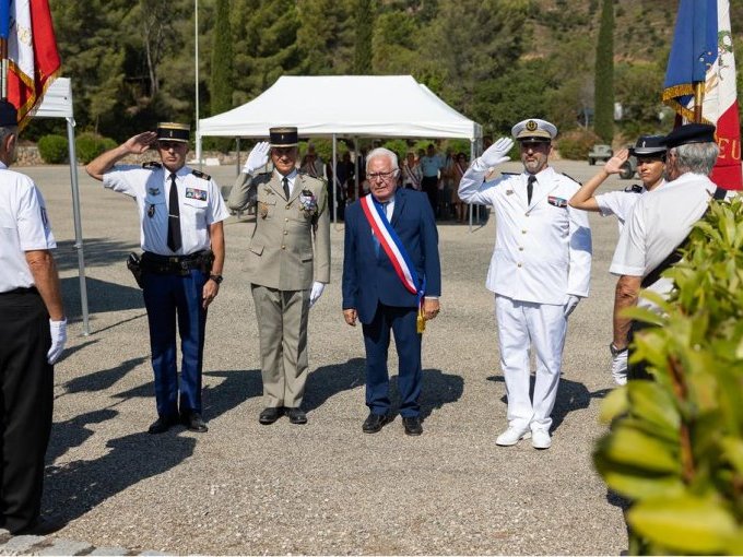 A Hyères, le coup de (…)