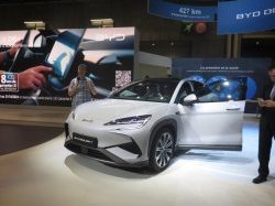 La présence des marques chinoises au Mondial de l'Auto de Paris 2024 : un vent de nouveauté sans émotion stylistique