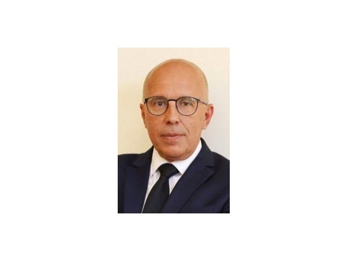 Eric Ciotti réélu questeu