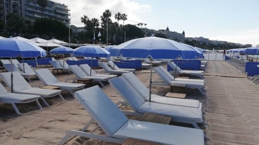 Cannes - Juan : Plages privées, point de situation sur la reprise 