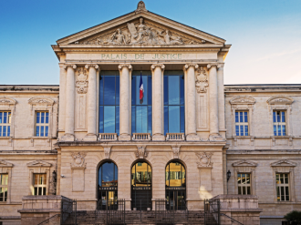 Nice : un commerçant condamné pour une fraude de 5 millions d'euros aux cartes des demandeurs d'asile