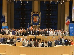 Les 105 nouveaux élus du Parlement Régional de la Jeunesse prêts à siéger !