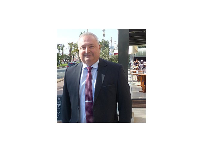 Jean-Pierre Savarino (…)