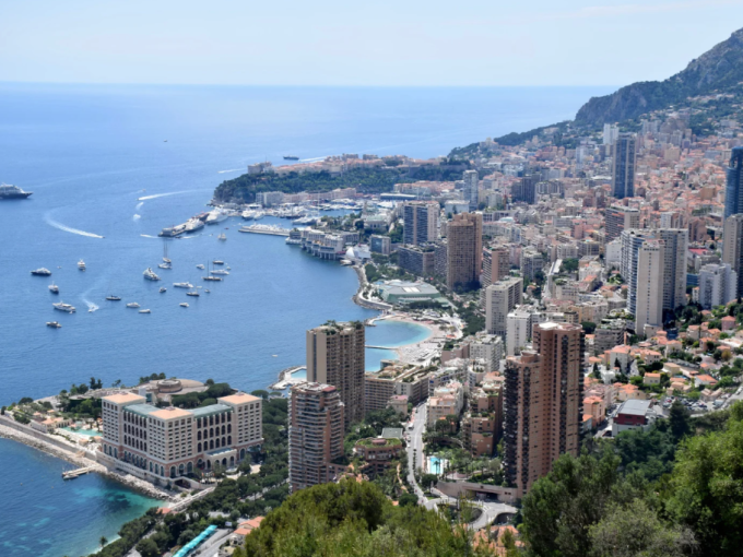 Monaco renforce son (…)