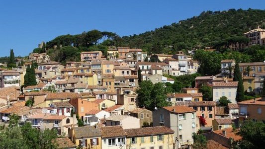 Des mesures de soutien au tourisme et aux entreprises