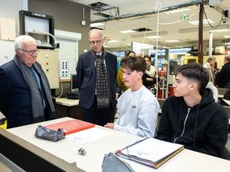 À Hyères, l'industrie dévoile sa diversité