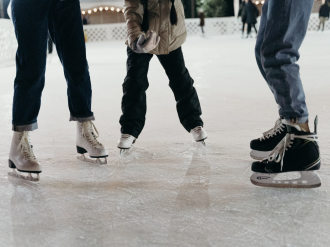 Beaulieu-sur-Mer : Avis de marché pour la livraison, installation, location, démontage et gestion d'une patinoire synthétique pour les fêtes de fin d'année