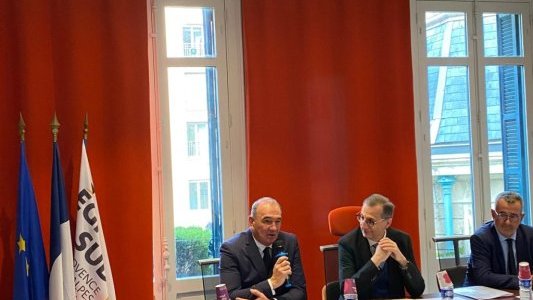 Signature d'une charte-cadre pour l'amiable : un engagement collectif inédit dans le ressort d'Aix-en-Provence