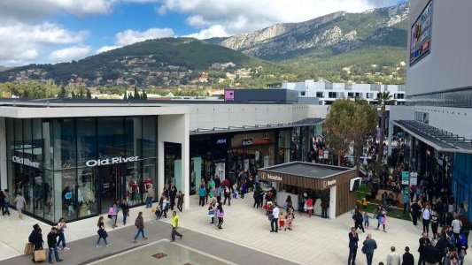 A La Valette du Var, restaurants et terrasses rouvrent à l'Avenue 83