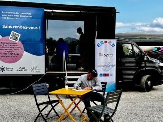 Du 22 au 26 septembre, le Camion de l'emploi ira à la rencontre des habitants de 5 départements