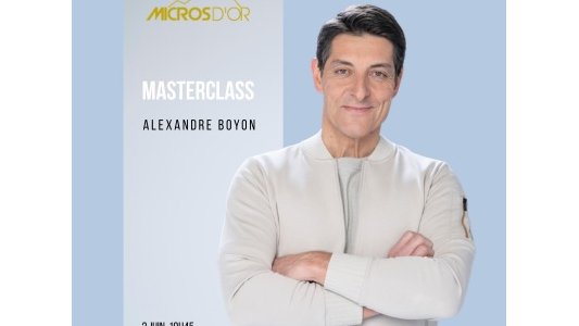 Le journaliste Alexandre Boyon en masterclass à Mandelieu pour les Micros d'Or 