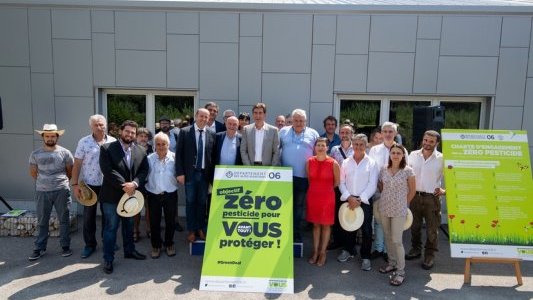 Zéro pesticide : le Département 06 et l'ensemble des acteurs agricoles et des professionnels des jardins et espaces verts s'engagent !