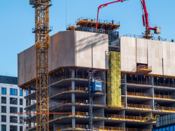 Mises en chantier et permis en hausse (enfin !)
