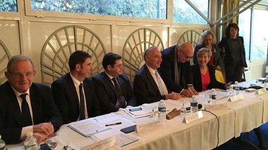 Gîtes de France Côte d'Azur : signature d'une convention avec l'association des Maires Ruraux