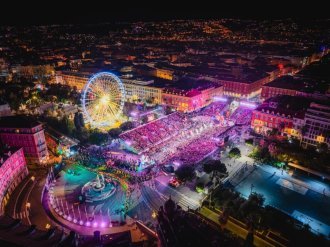 Carnaval de Nice : 420 000 participants en 2026, cap sur « Vive l'Amour » en 2027