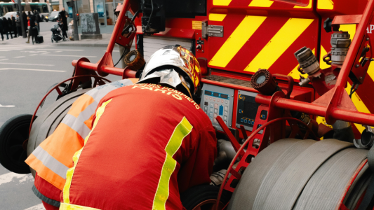 Sapeurs-pompiers : Christian Estrosi plaide pour une reconnaissance renforcée et un financement durable du volontariat