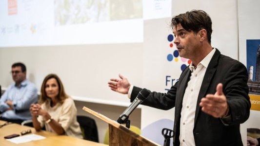 À Grasse, la filière des plantes à parfum prépare sa relève