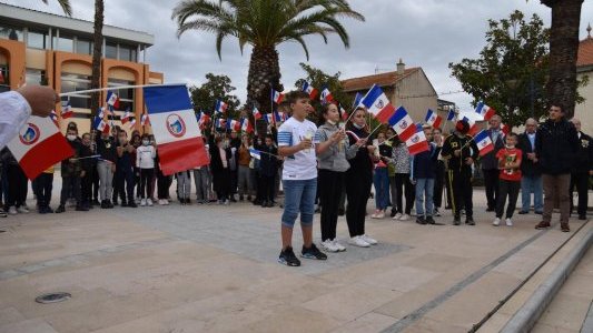 Commémoration de l'Armistice, le devoir des enfants