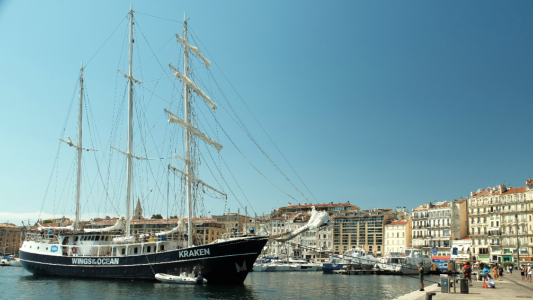  Projection inédite sur les voiles du Kraken au Vieux-Port le 13 septembre 