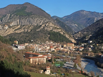 PUGET THÉNIERS : Construction d'un centre de secours