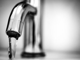MENTON : Réflexion sur l'eau et l'assainissement
