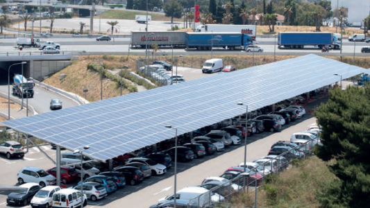 Au CADAM les ombrières du parking produiront aussi de l'électricité