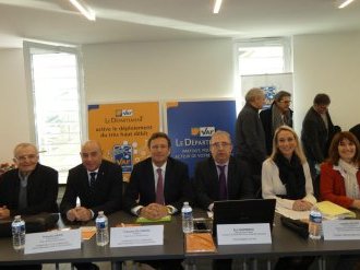 Garantir une équité territoriale dans l'accès au Très Haut Débit (THD)
