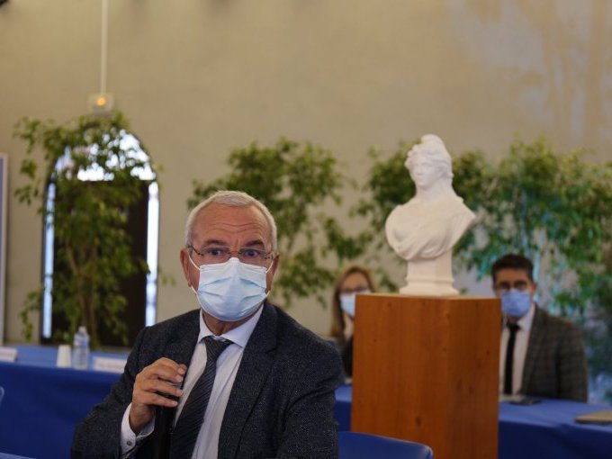 Jean Leonetti est élu (…)