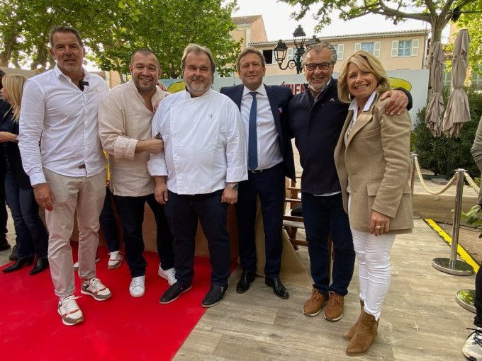 À Saint-Tropez, les (…)