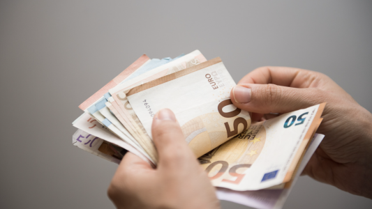 Par ici la monnaie en espèces…