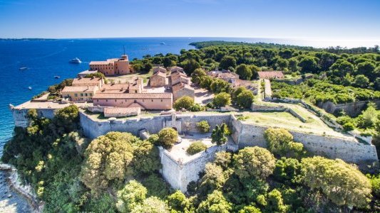 Appel aux dons de la Mairie de Cannes et de la Fondation du Patrimoine pour restaurer le Fort Royal de l'île Sainte-Marguerite