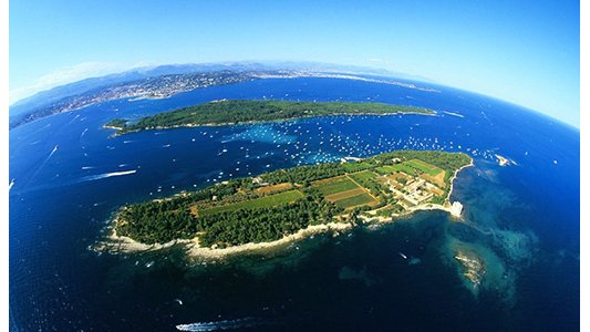 Trophée Climat-Energie : EDF récompensé pour l'éco quartier de La Villette et le projet Lerins Grid Smart Island