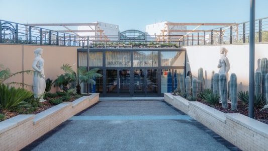 À Nice, la bibliothèque Louis Nucéra a fait peau neuve 