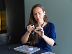  Laurie, une étoile montante de la joaillerie sur mesure