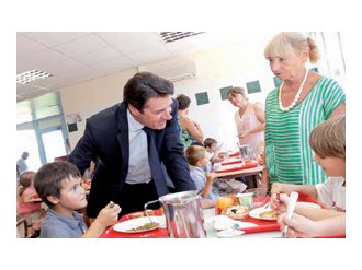 Restauration scolaire à Nice, premier bilan un an après la reprise en régie directe
