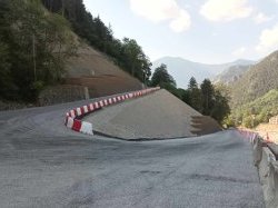 La Métropole Nice Côte d'Azur rétablit le premier lacet de la route de la Madone de Fenestre 