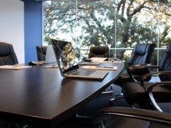 Entreprises de + de 11 salariés : obligations d'organisation et de tenue de vos réunions CSE à distance si besoin