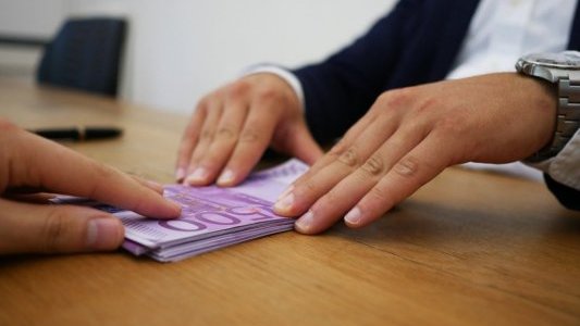 La SMC proposera a ? ses clients de ?s ce 25 mars le dispositif exceptionnel de pre ?ts supple ?mentaires pre ?vu par les pouvoirs publics
