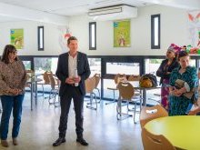 Cannes poursuit l'adaptation de ses écoles face à la chaleur 