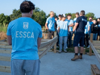 Solidarité : 150 étudiants de l'ESSCA s'engagent auprès de jeunes en situation de handicap